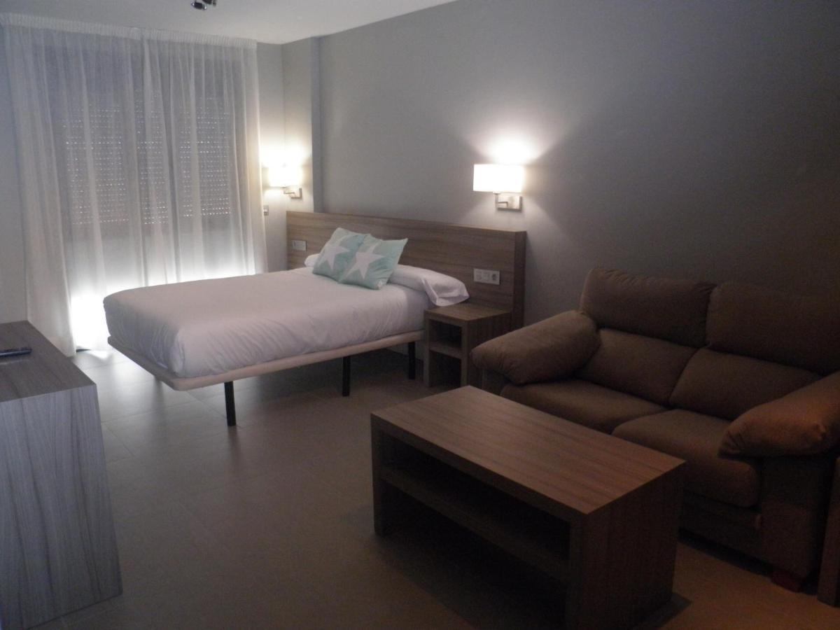 Apartamentos Santa Clara Alhaurín de la Torre Eksteriør bilde
