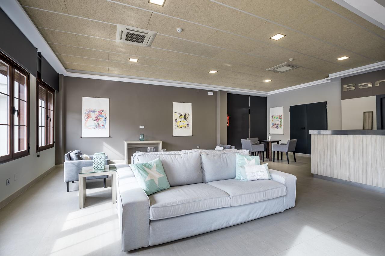 Apartamentos Santa Clara Alhaurín de la Torre Eksteriør bilde